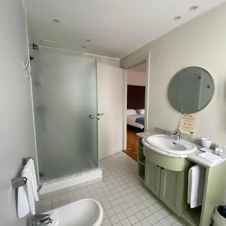 Del Sole 3* Porto Valtravaglia